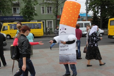 Акція по боротьбі з курінням пройшла в Днепрі